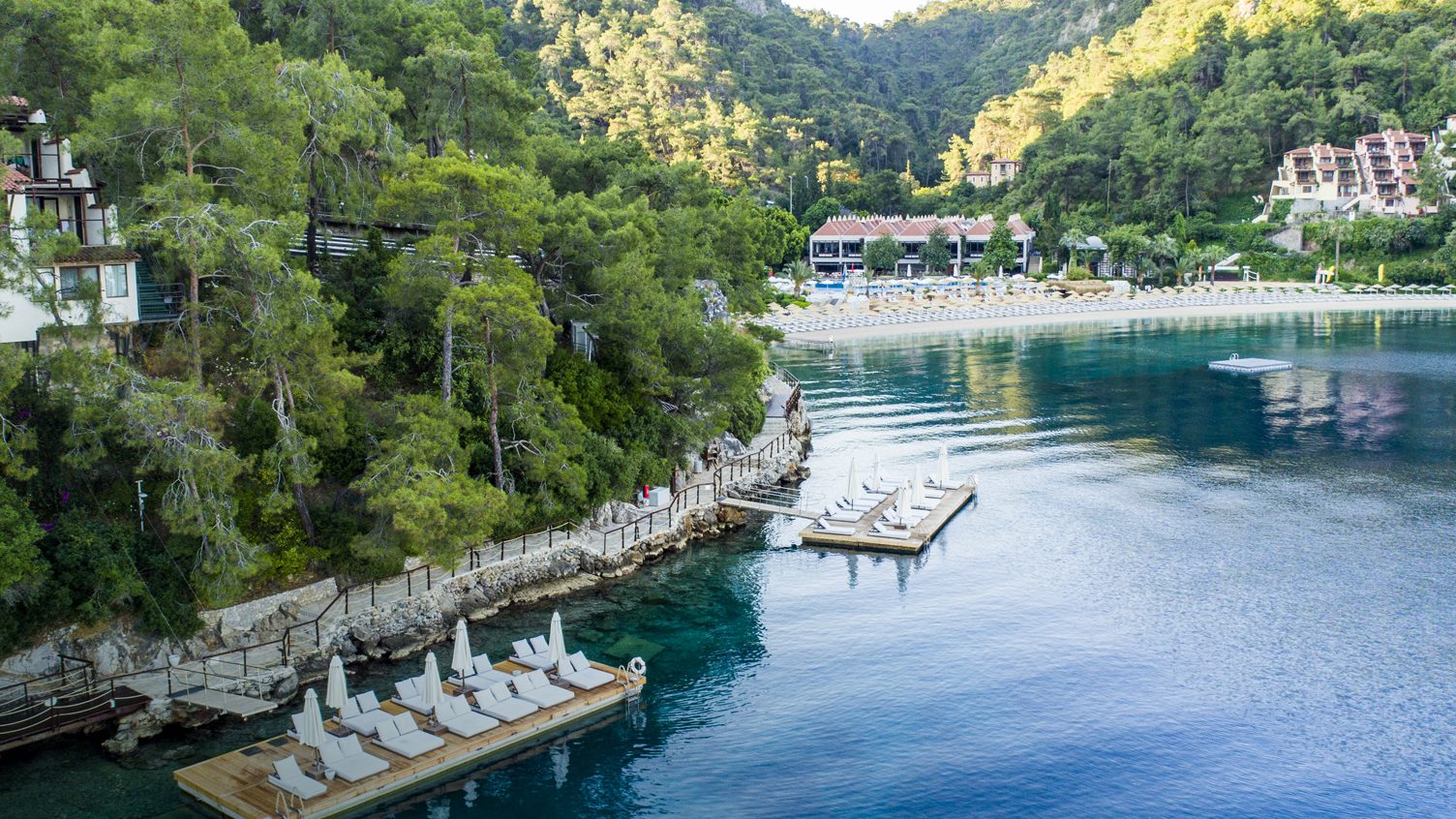 Kalemya Koyu’nda Hillside Beach Club