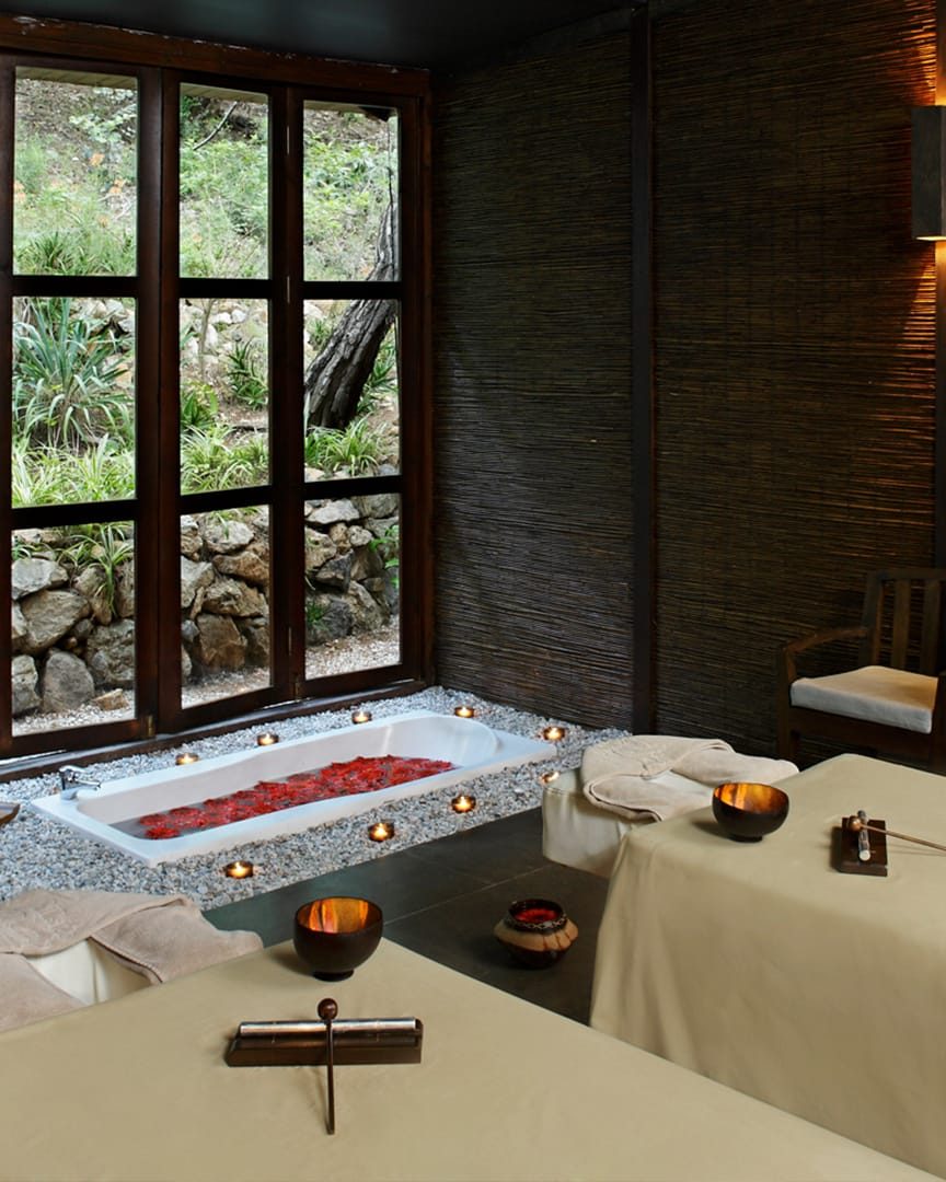 Silent Beach yakınındaki SPA